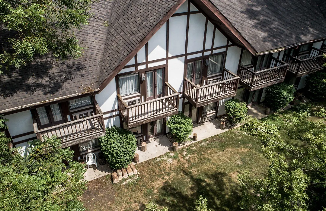 SPRING HOUSE INN PORTER - BOOK YOUR STAY IN ADVANCE AND SAVE ON GREAT RATES