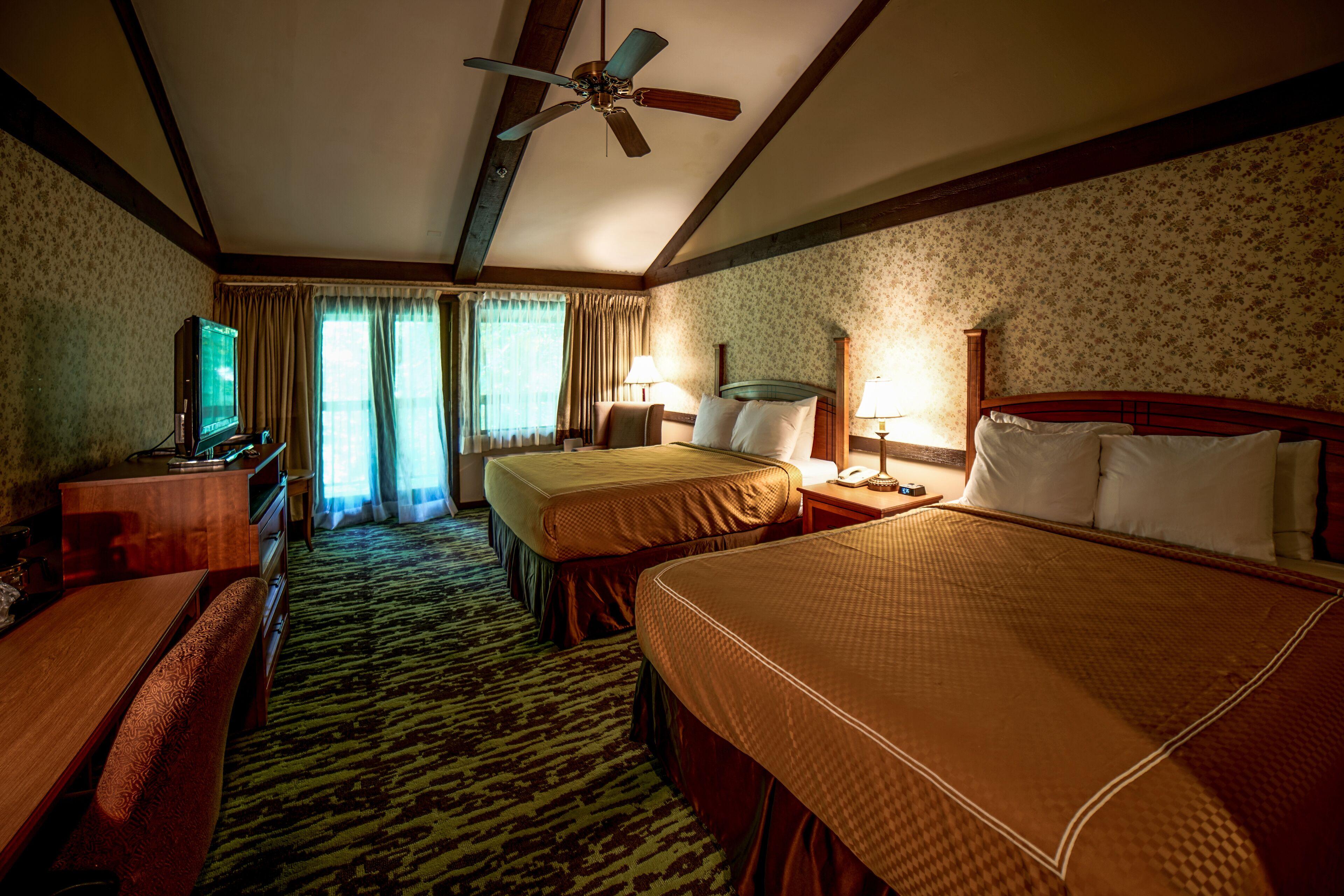 SPRING HOUSE INN PORTER - BOOK YOUR STAY IN ADVANCE AND SAVE ON GREAT RATES